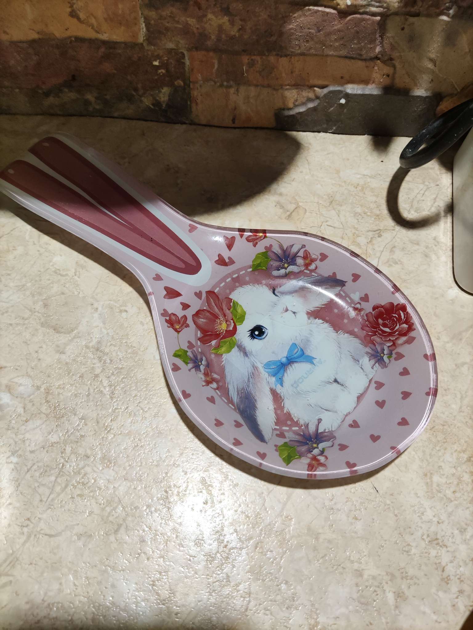 Фотография покупателя товара Подставка под ложку Доляна «Цветочный зайка», 27×12.5×2 см, стеклоㅤ - Фото 1