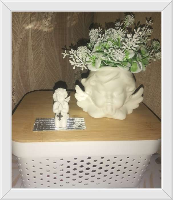 Фотография покупателя товара Фигурка полистоун «Ангелочек с крестиком», 6×3×2.8 см - Фото 1