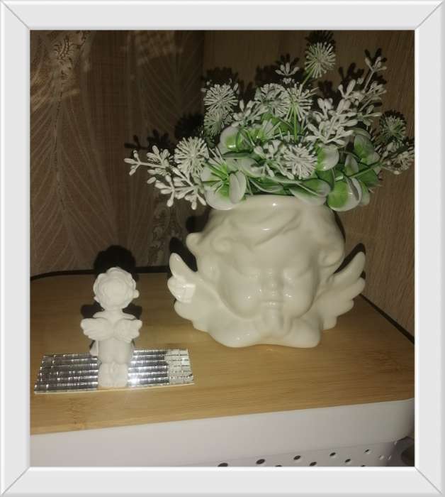 Фотография покупателя товара Фигурка полистоун «Ангелочек с крестиком», 6×3×2.8 см - Фото 2