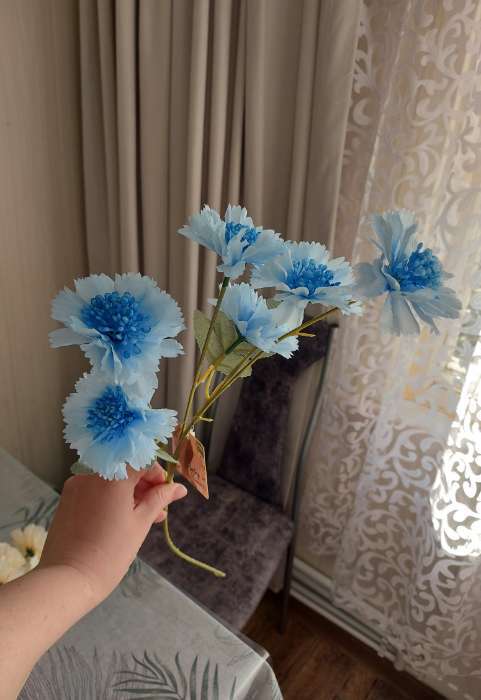 Фотография покупателя товара Цветы искусственные «Гвоздика каспар галант», 58×7 см, белые - Фото 3