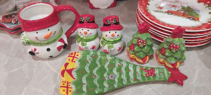 Фотография покупателя товара Набор для специй Доляна «Ёлочка», 2 шт: солонка, перечница, 6×5,5×8,5 см - Фото 7