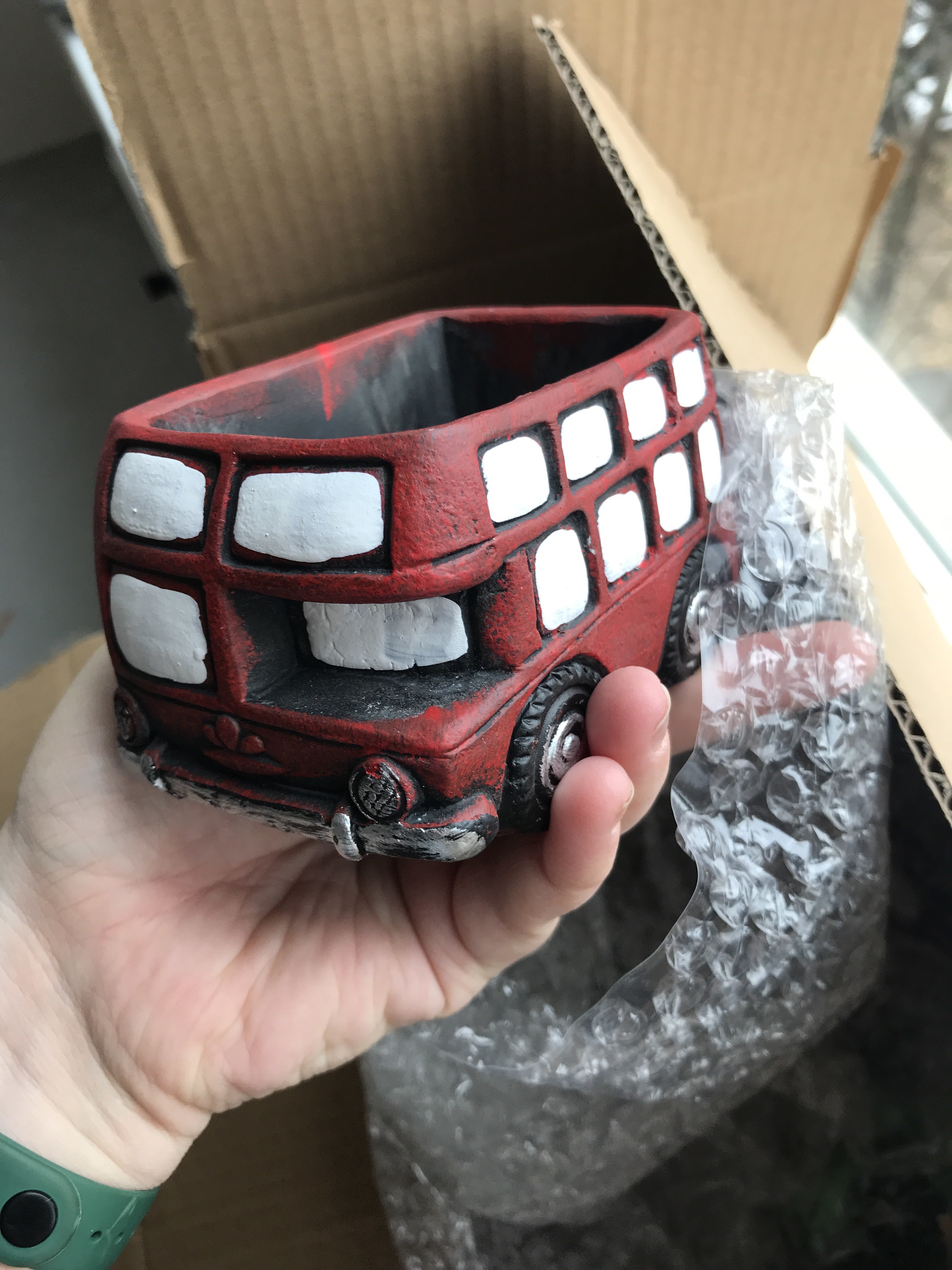 Фотография покупателя товара Горшок "Автобус Барт" красный, 11,5х7х7см - Фото 1