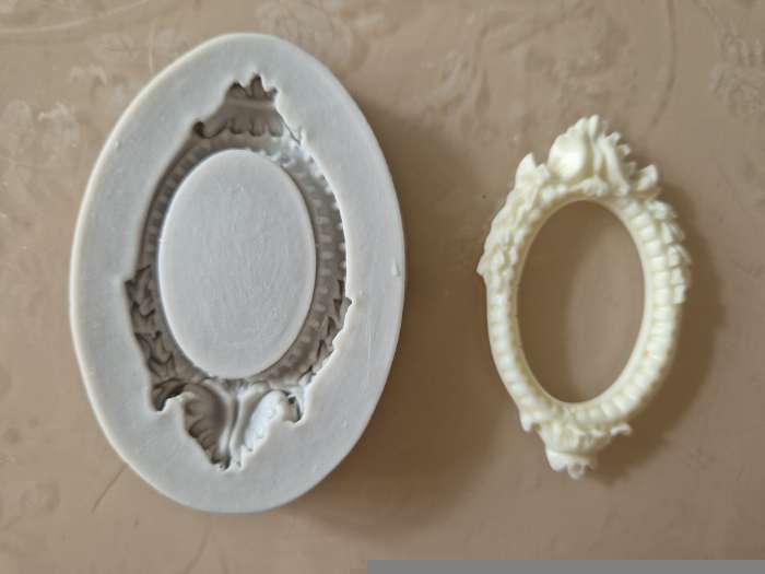 Фотография покупателя товара Молд силиконовый «Рама Греция» 8.2×5.5×1 см - Фото 1