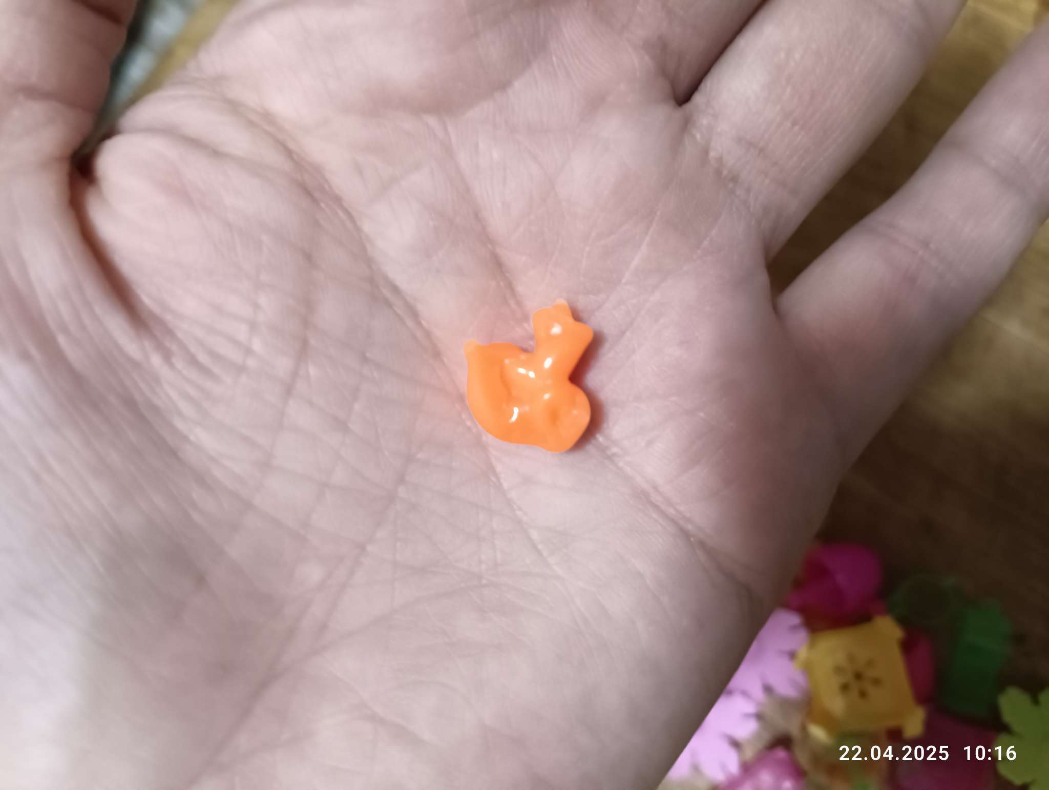 Фотография покупателя товара Игрушка - сюрприз «Зайчик», в банке, 30 шт., МИКС - Фото 2