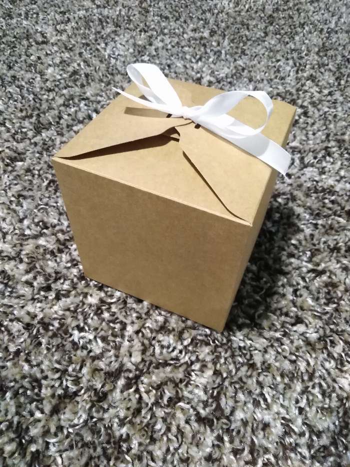 Фотография покупателя товара Коробка подарочная складная крафтовая, упаковка, 12 х 12 х 12 см - Фото 13