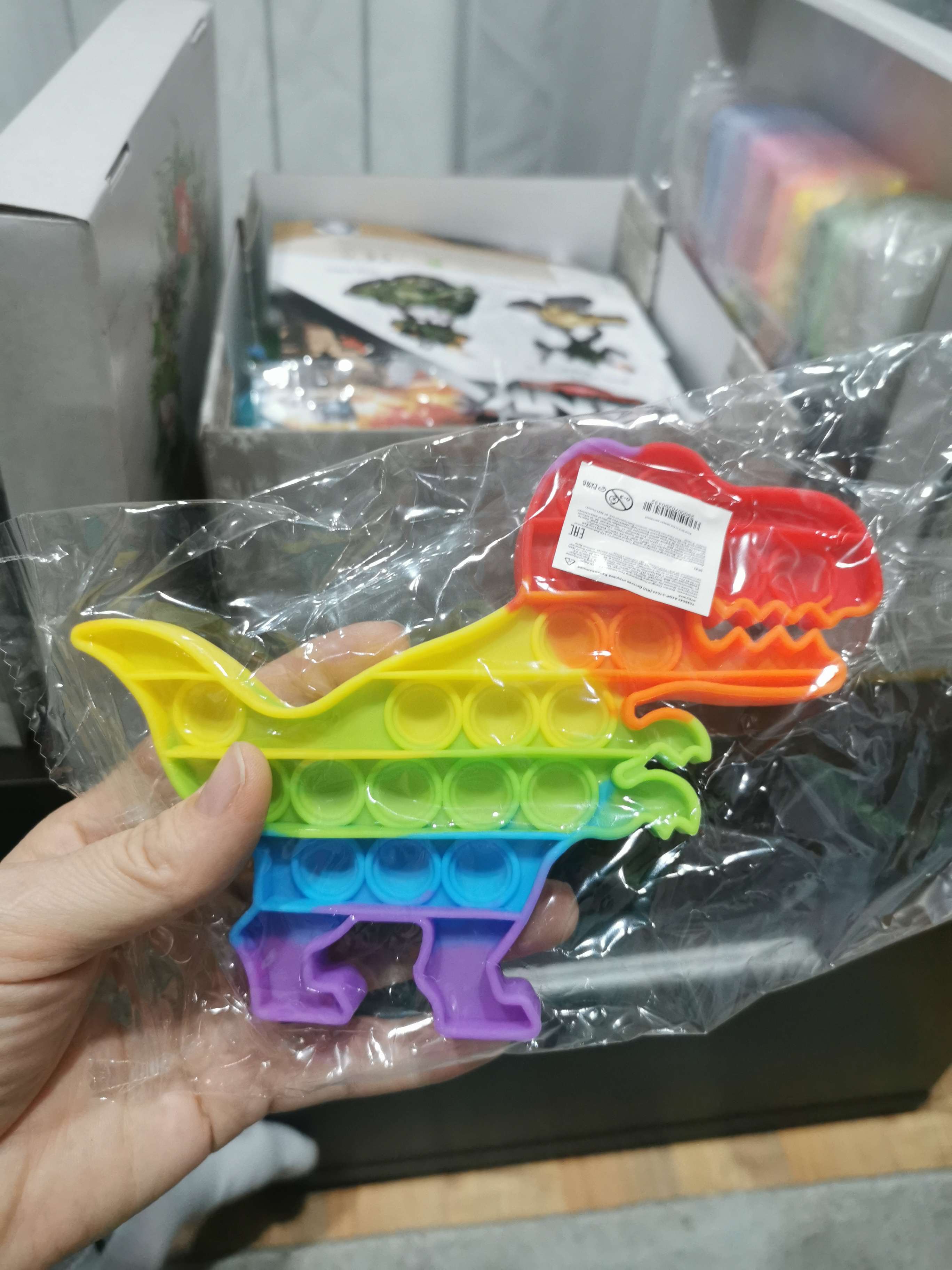 Фотография покупателя товара Антистресс игрушка «Вечная пупырка», динозавр, радуга - Фото 2