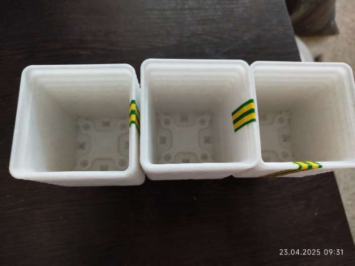 Фотография покупателя товара Горшок для рассады, 500 мл, 9×9×10 см, пластиковый, белый - Фото 5