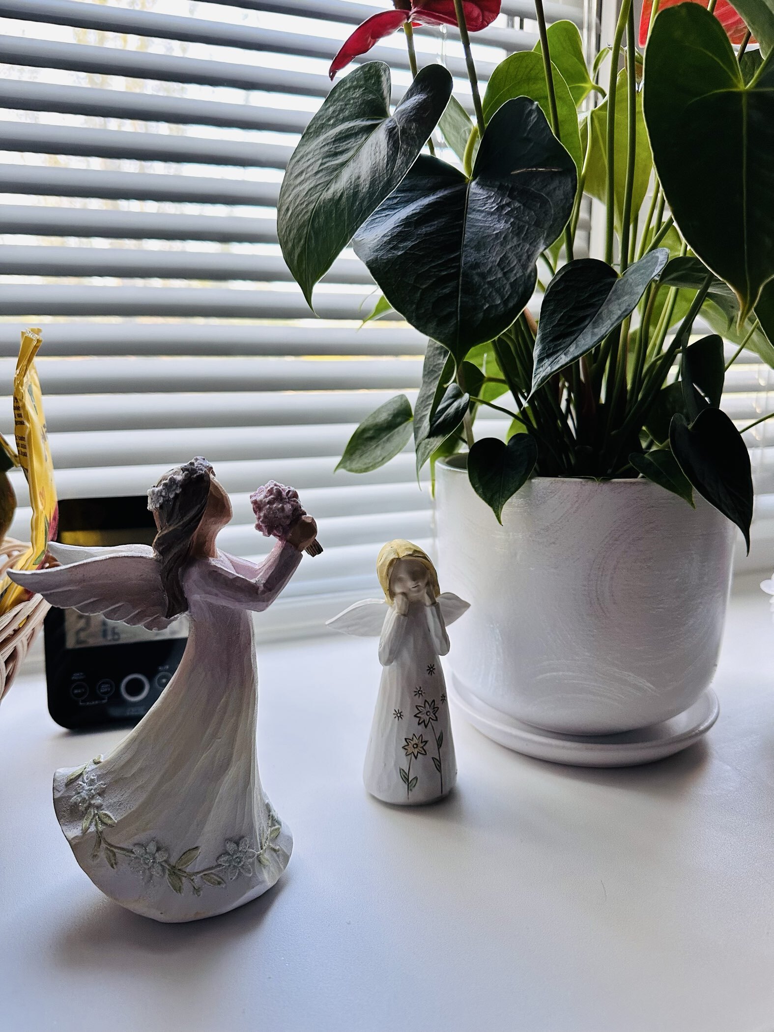 Фотография покупателя товара Горшок цветочный Орион белый 0.8 л - Фото 1