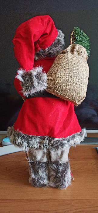 Фотография покупателя товара Дед Мороз "В красной шубке с лыжами и подарками" 45 см - Фото 5