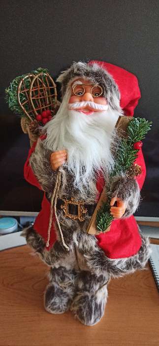 Фотография покупателя товара Дед Мороз "В красной шубке с лыжами" 30 см - Фото 4