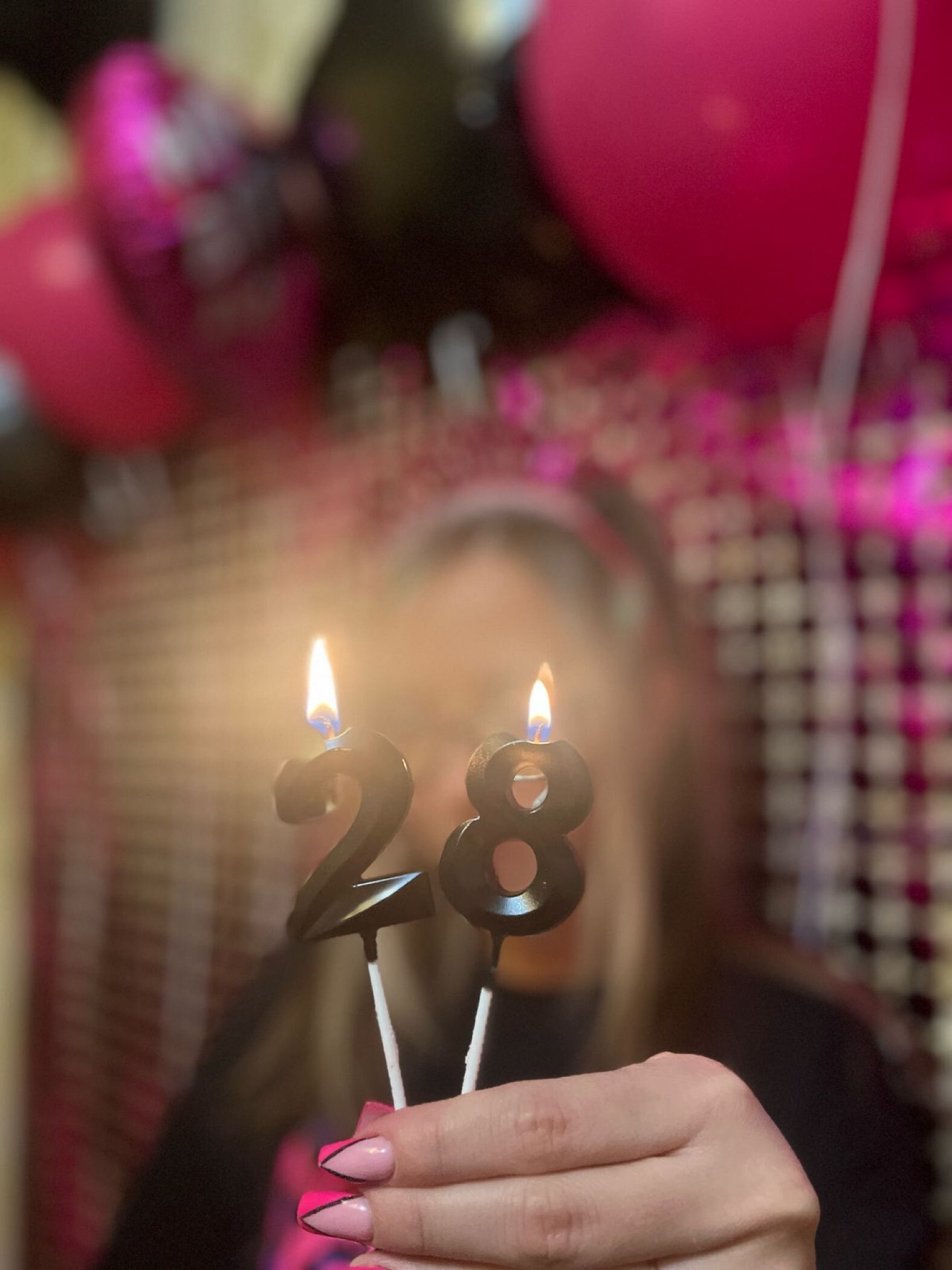 Фотография покупателя товара Свеча в торт на шпажке «Цифра 7», зеленая, 5 см - Фото 5