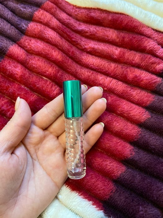 Фотография покупателя товара Флакон стеклянный для парфюма «Плетение», с распылителем, 5 мл, цвет МИКС - Фото 8