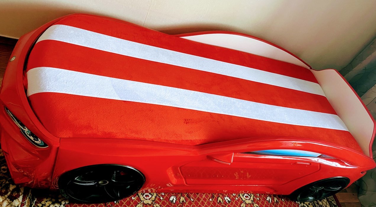 Фотография покупателя товара Кровать Romeo-M, мультибренд, цвет красный, фары, ящик, «ОртоМатрас» - Фото 6
