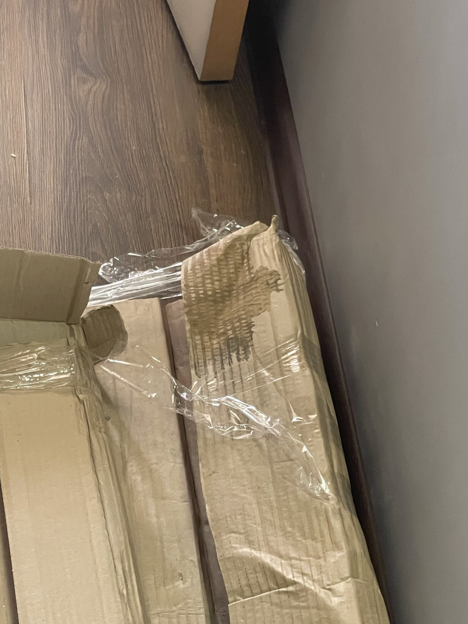 Фотография покупателя товара Стол компьютерный «Квартет - 6», со шкафом, 2 полки, 1450×500×1350 мм, цвет дуб крафт золотой/белый - Фото 5