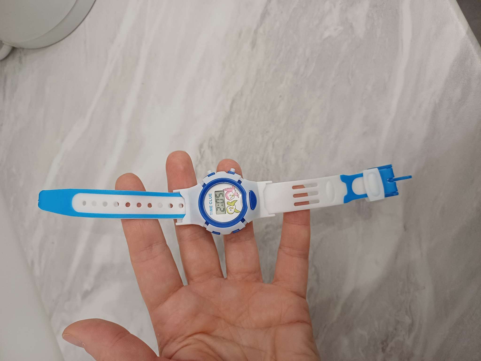 Фотография покупателя товара Часы наручные электронные, детские "Птенчик", ремешок силикон - Фото 2