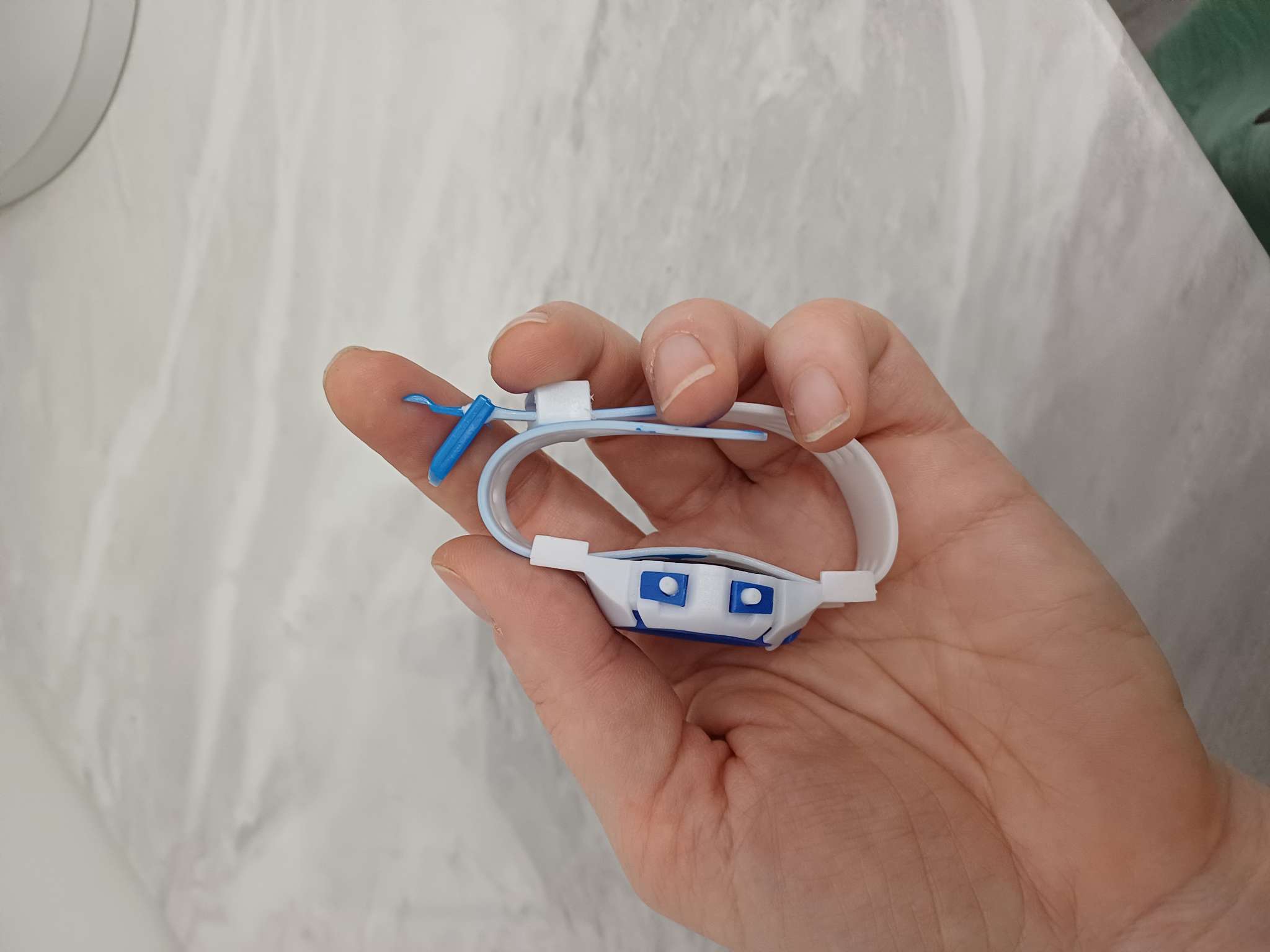 Фотография покупателя товара Часы наручные электронные, детские "Птенчик", ремешок силикон - Фото 3