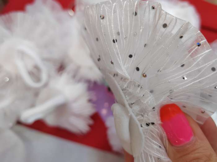 Фотография покупателя товара Бант для волос на резинке школьный, белый, 10 см, Кошечка Мари - Фото 8