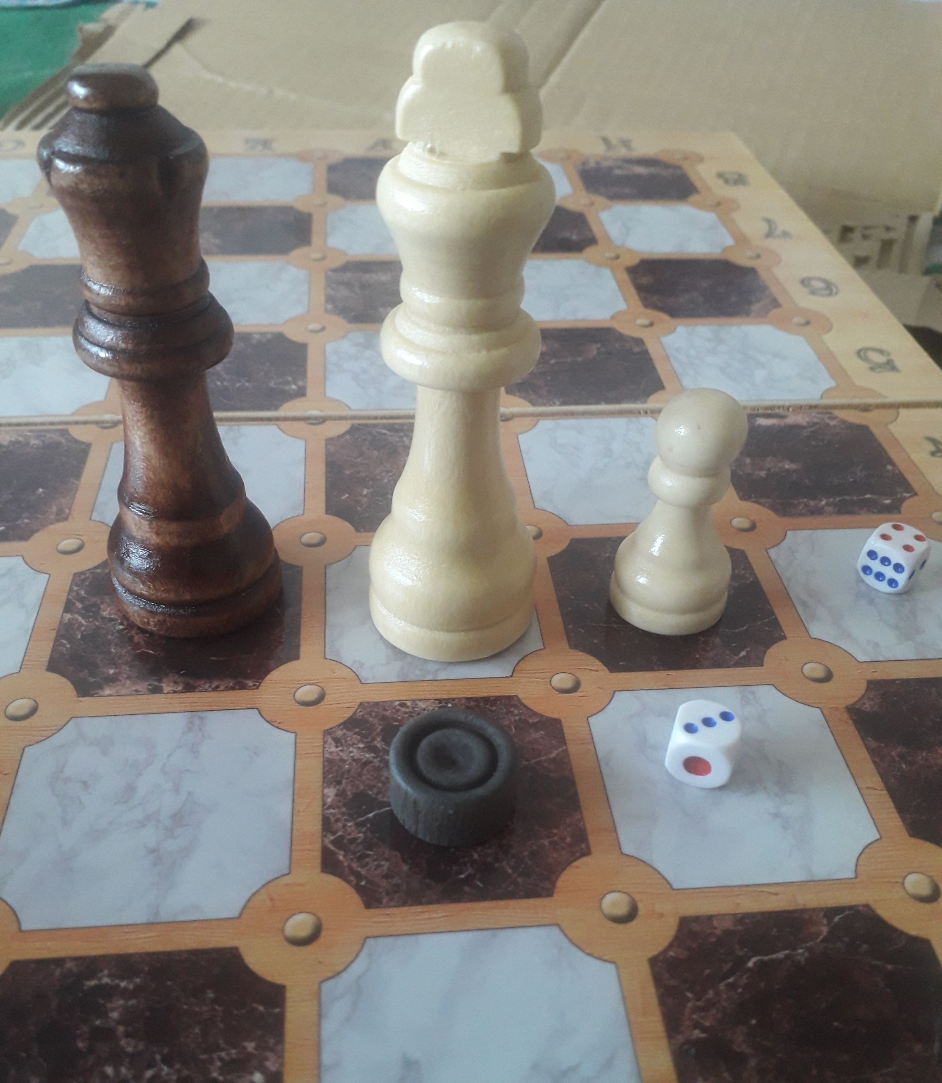 Фотография покупателя товара Настольная игра 3 в 1 "Мрамор": шахматы, шашки, нарды (доска дерево 40х40 см) - Фото 2