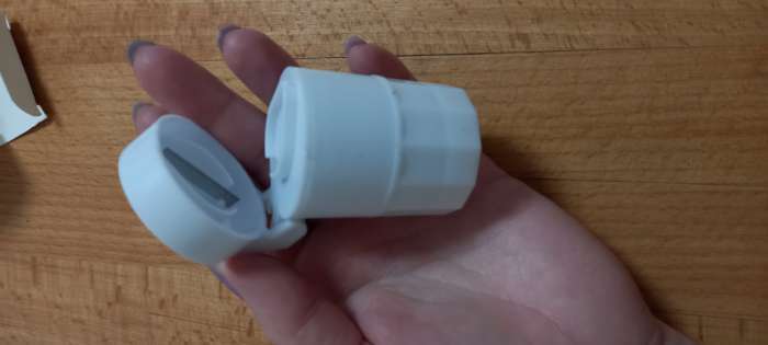 Фотография покупателя товара Таблетница с таблеторезкой, d = 4 × 6,5 см, цвет белый - Фото 1