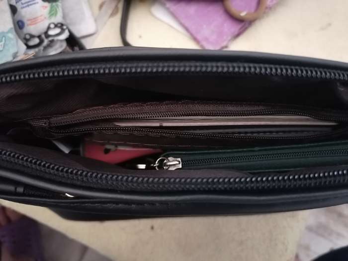 Фотография покупателя товара Сумка женская кросс-боди на молнии, 23×9×15 см, пудровая - Фото 4