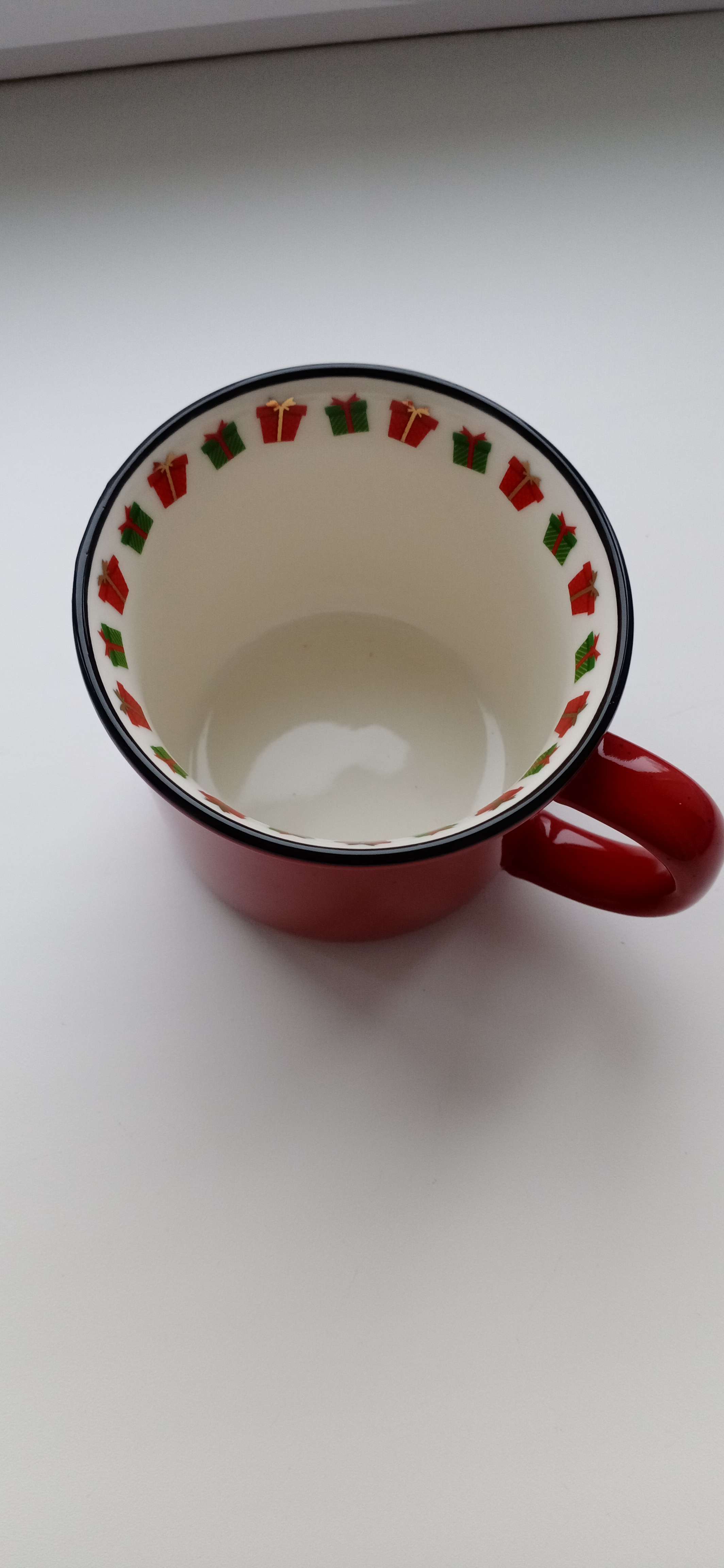 Фотография покупателя товара Кружка фарфоровая Доляна «Новогоднее настроение», 380 мл, цвет красный