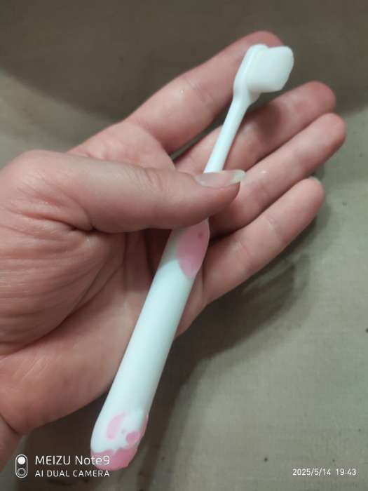 Фотография покупателя товара Зубная щетка ультрамягкая в тубе - Фото 1