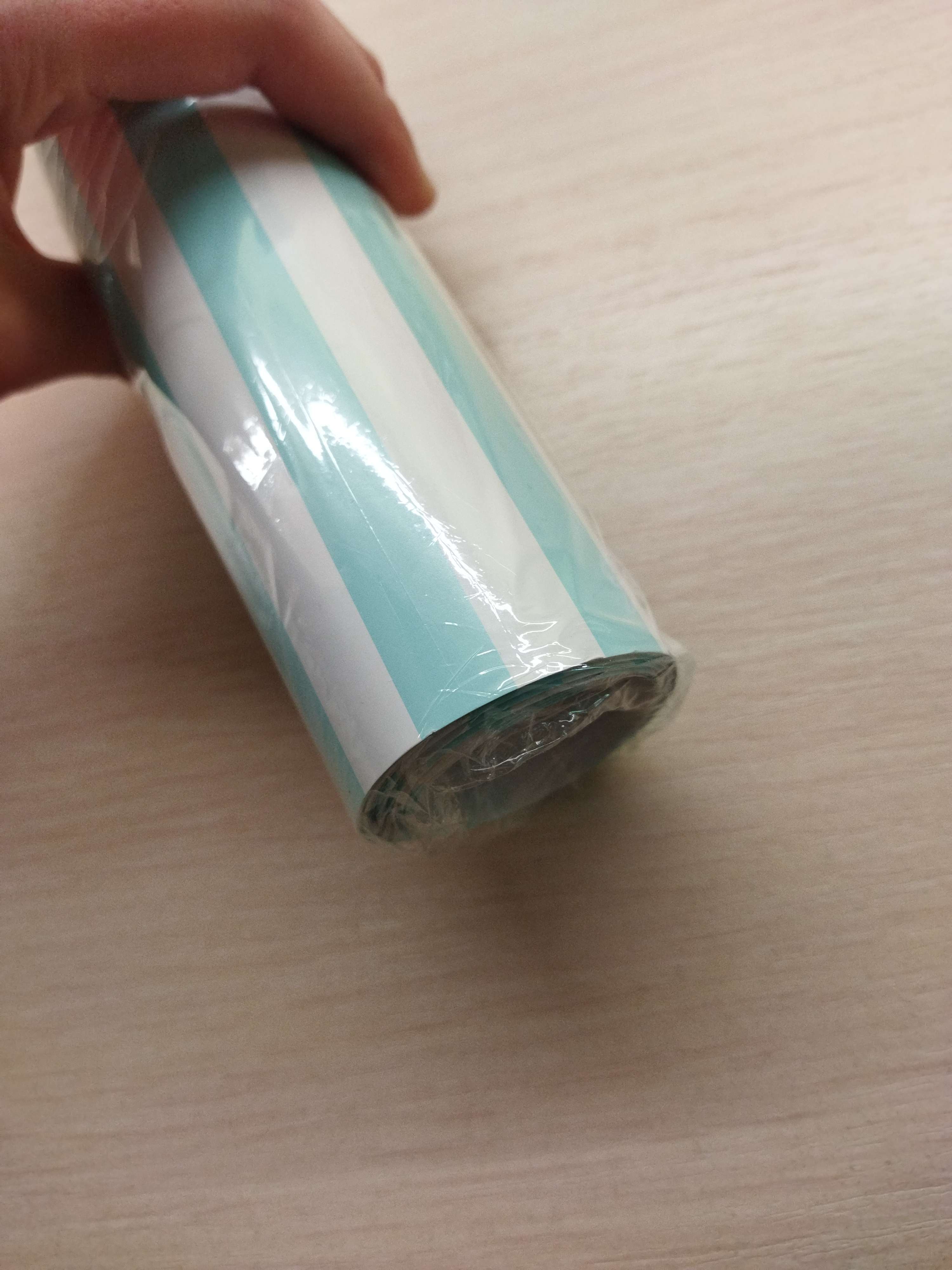 Фотография покупателя товара Бумага глянцевая, полоски, 49 х 70 см, ярко - голубая