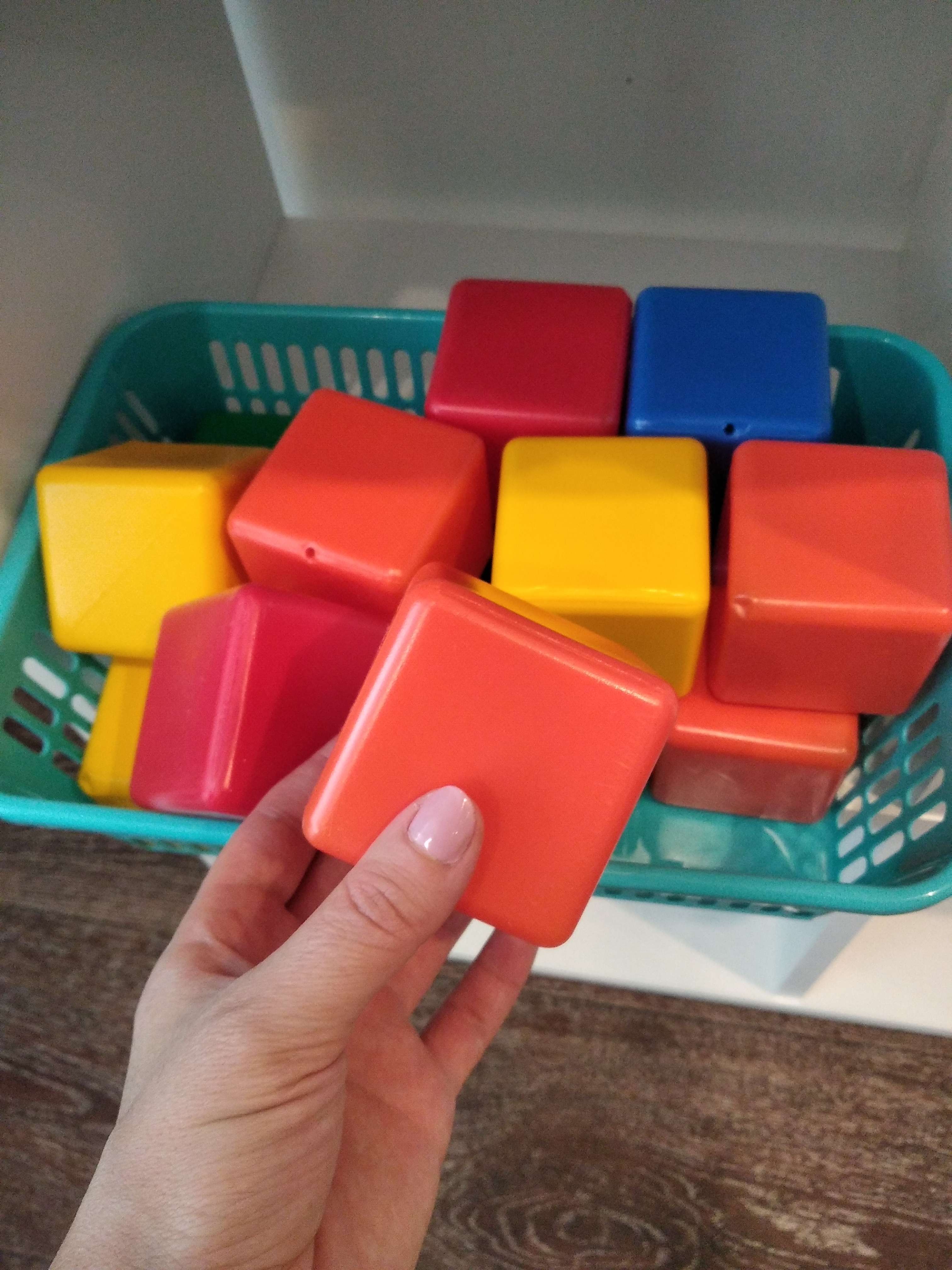 Фотография покупателя товара Набор цветных кубиков,16 штук 6 × 6 см - Фото 1