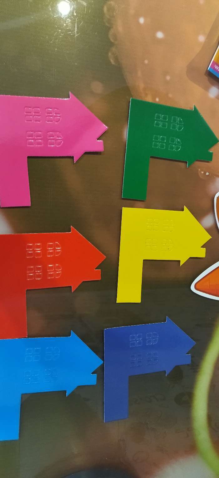 Фотография покупателя товара Развивающая игра с прищепками «Цвета и цифры», по методике Монтессори - Фото 7