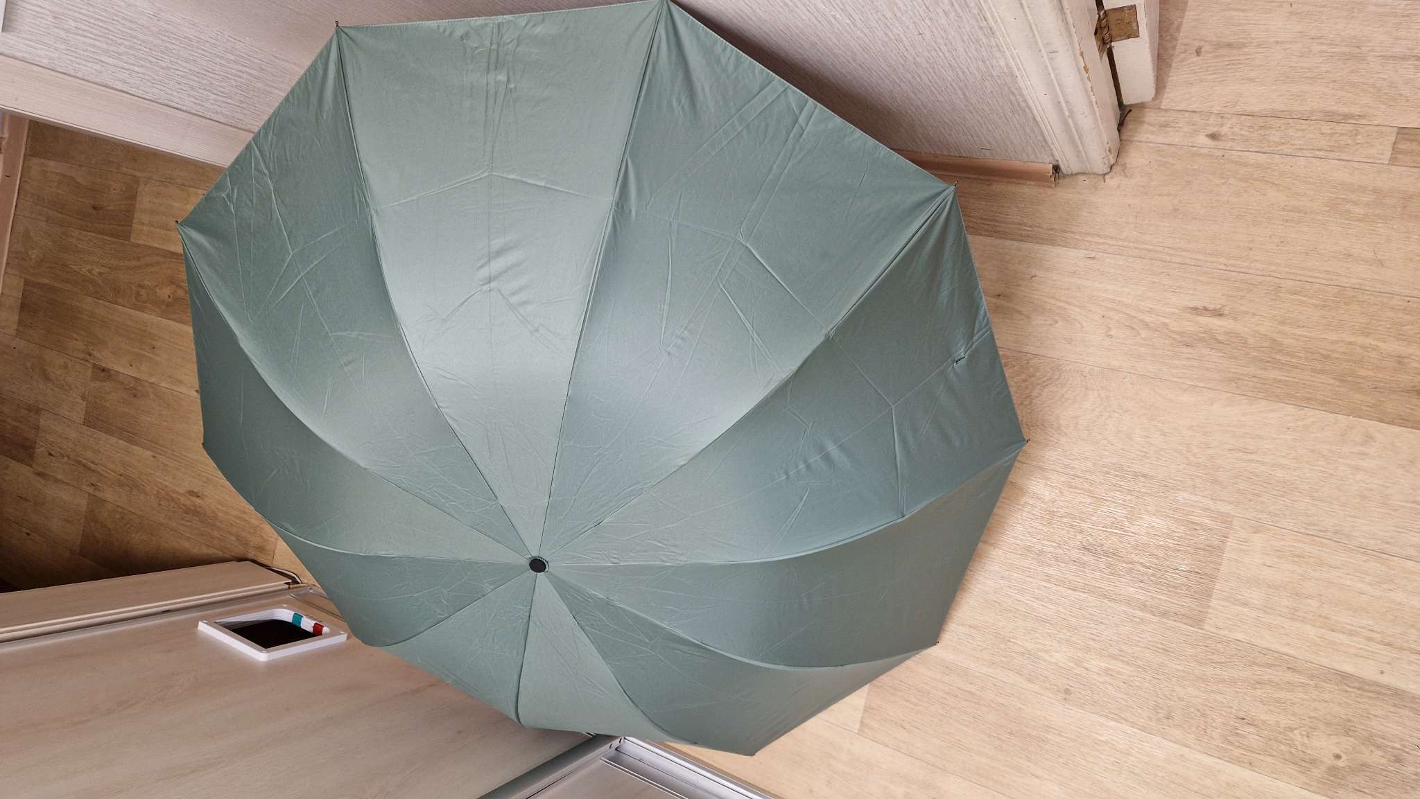 Фотография покупателя товара Зонт механический «Однотон», сатин, 4 сложения, 10 спиц, R=62/70 см, d=124 см, МИКС - Фото 1