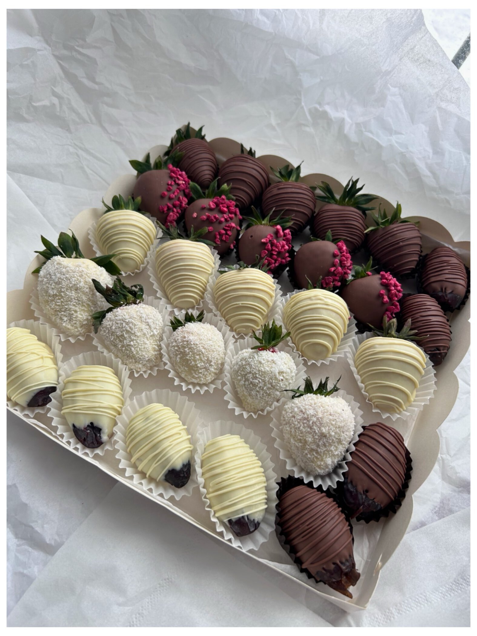 Фотография покупателя товара Коробка для печенья, белая, 10.5×20×3 см - Фото 16