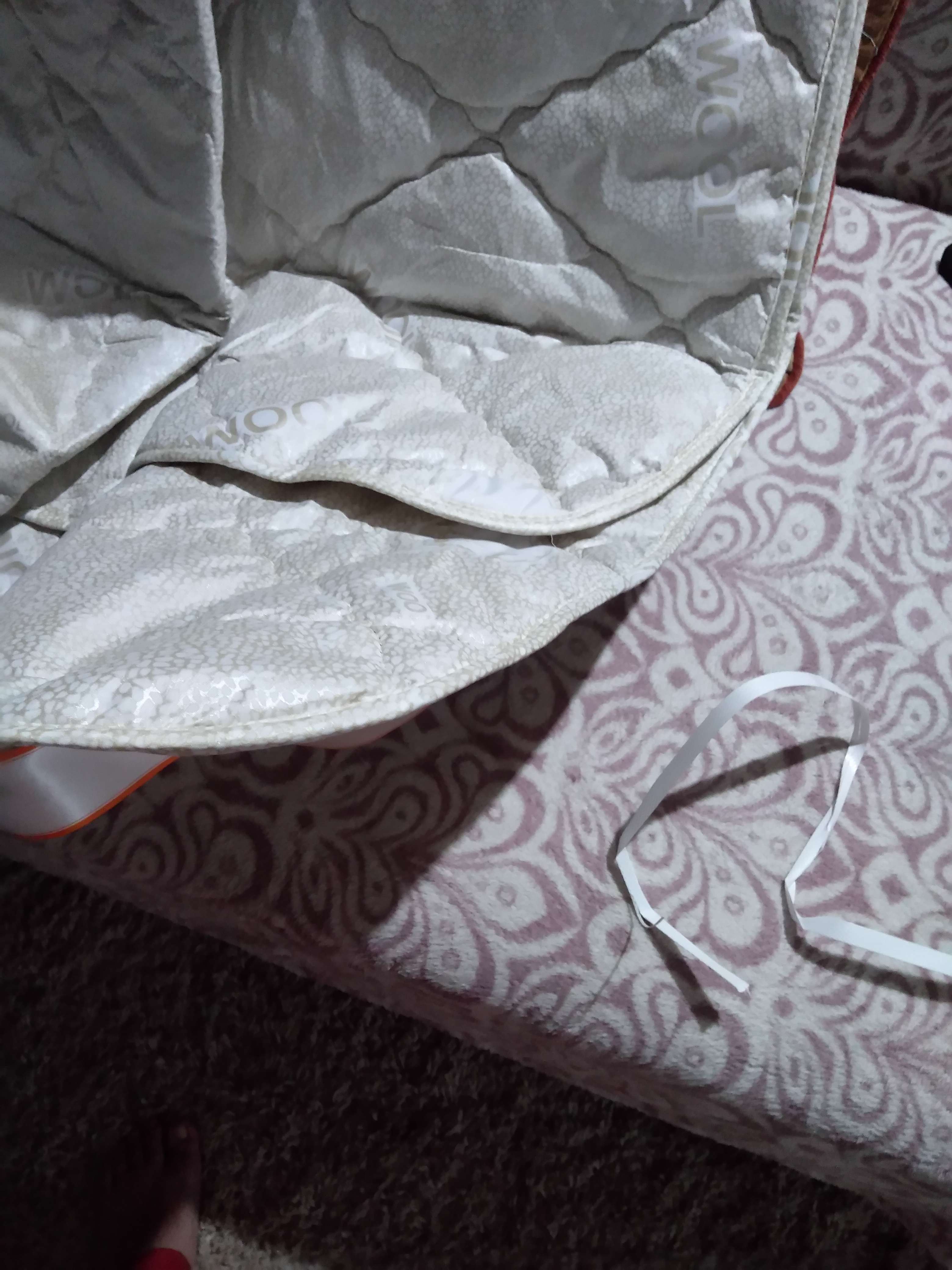 Фотография покупателя товара Одеяло облегченное 140х205 см, шерсть мериноса, ткань глосс-сатин, п/э 100% - Фото 3