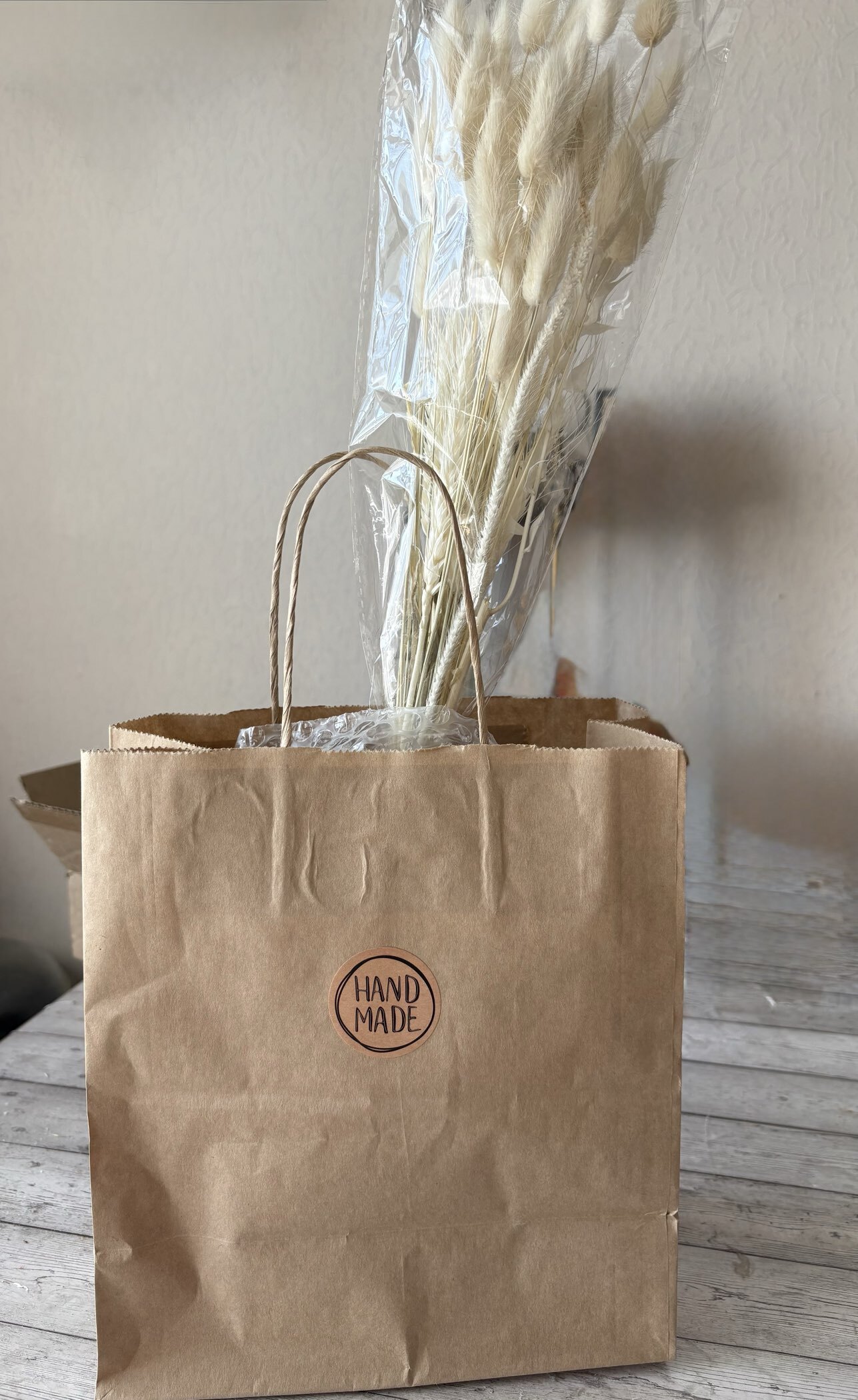 Фотография покупателя товара Наклейки для бизнеса и подарков Thank you, 4×4 см, 50 шт. - Фото 3