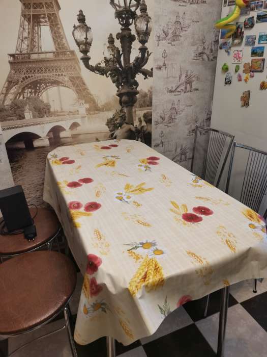 Фотография покупателя товара Клеёнка на стол Доляна, на нетканой основе, ширина 137 см, толщина 0.08 мм, рулон 20 м - Фото 1