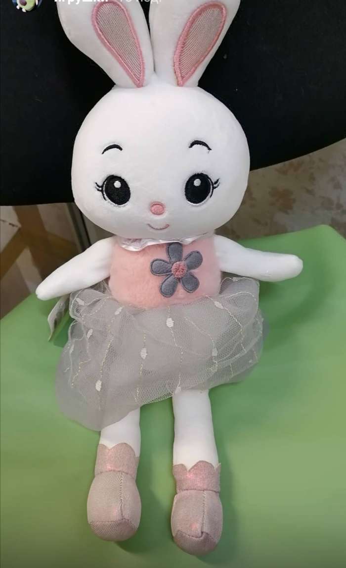 Фотография покупателя товара Мягкая игрушка «Зайка», 42 см, МИКС - Фото 1