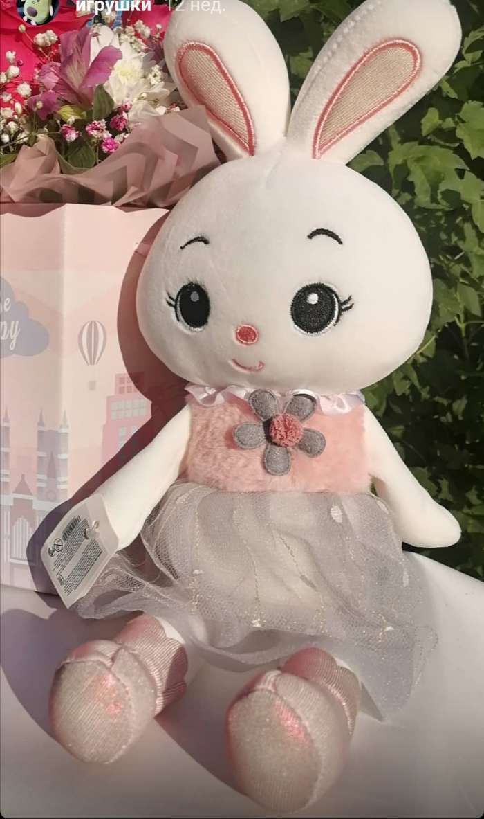 Фотография покупателя товара Мягкая игрушка «Зайка», 42 см, МИКС - Фото 3