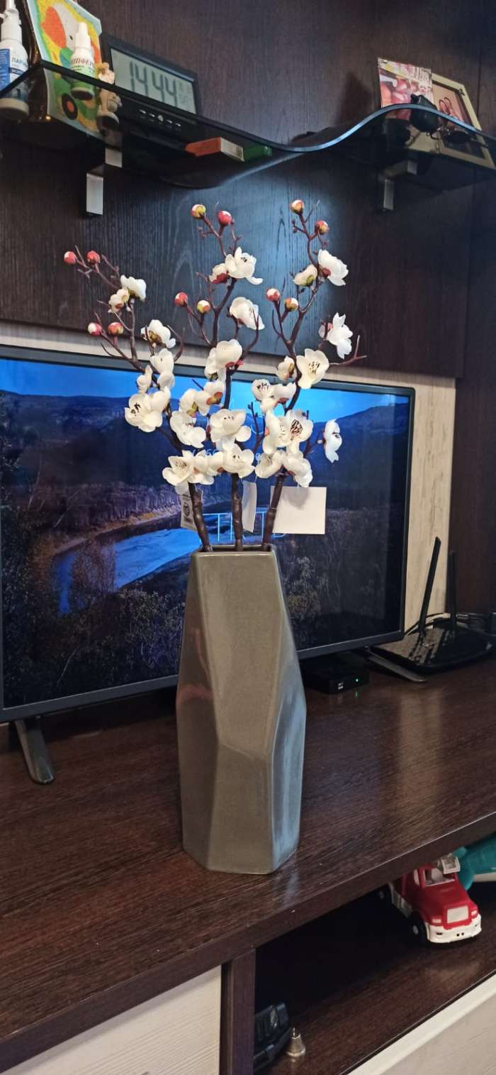 Фотография покупателя товара Цветы искусственные "Ветка сакуры" 3х60 см, красный - Фото 7