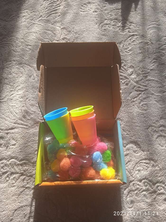 Фотография покупателя товара Набор для сортировки «Сортер-стаканчики: Цветные бомбошки» с пинцетом, по методике Монтессори - Фото 26