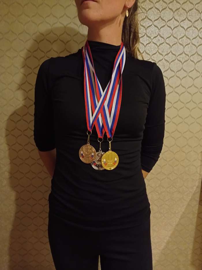 Фотография покупателя товара Медаль призовая 182, d= 5 см. 3 место. Цвет бронза. С лентой - Фото 5