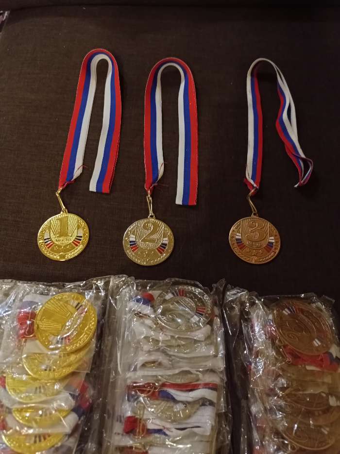 Фотография покупателя товара Медаль призовая 182, d= 5 см. 2 место. Цвет серебро. С лентой - Фото 6