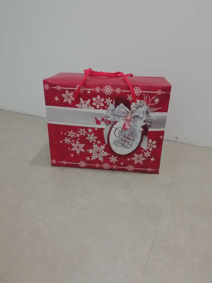 Фотография покупателя товара Пакет‒коробка «С Новым годом!», 23 × 18 × 11 см