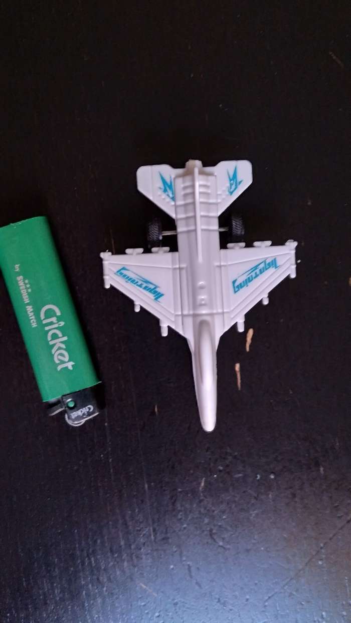 Фотография покупателя товара Самолёт инерционный «Бомбардировщик», цвета МИКС - Фото 2