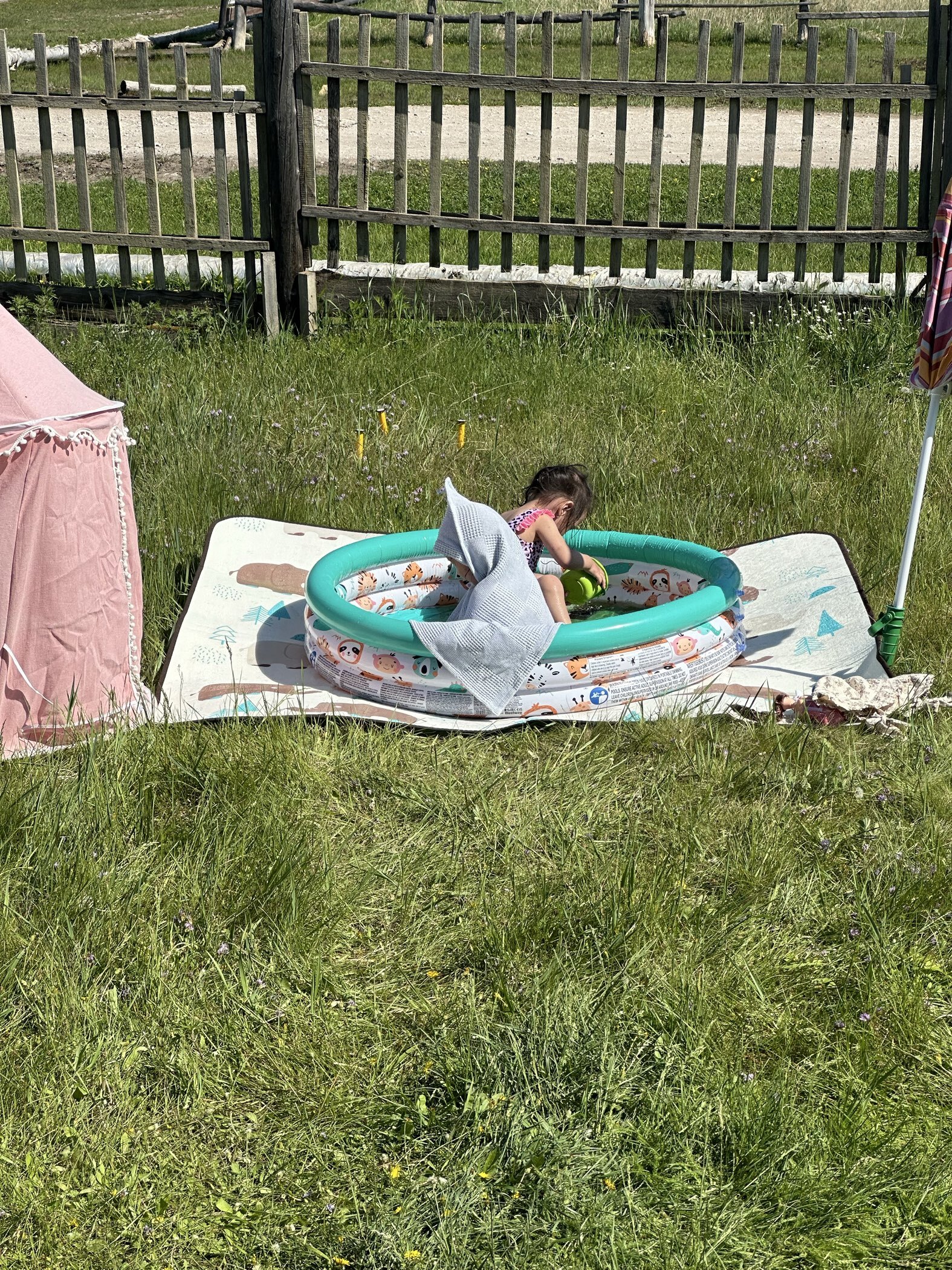 Фотография покупателя товара Бассейн надувной Bestway 51009/51226, 122×25 см, от 2 лет, в ассортименте - Фото 1