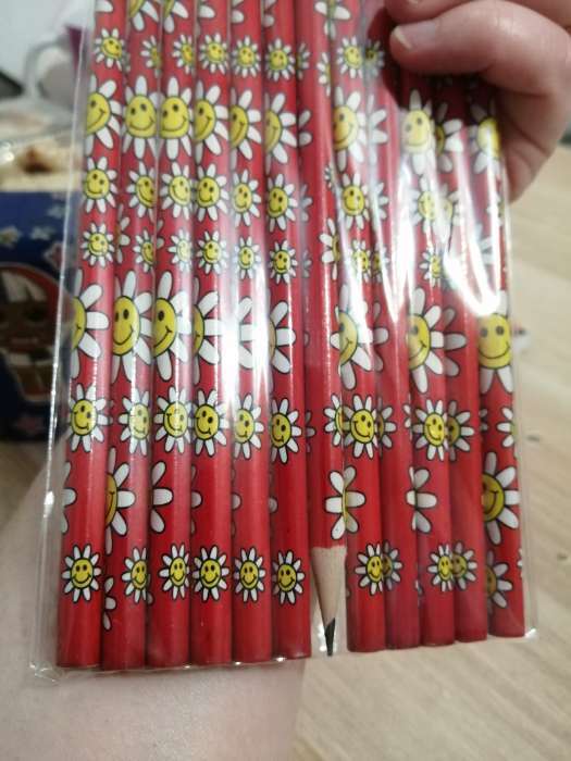 Фотография покупателя товара Карандаш чернографитный с ластиком Calligrata, твёрдость НВ, МИКС - Фото 2