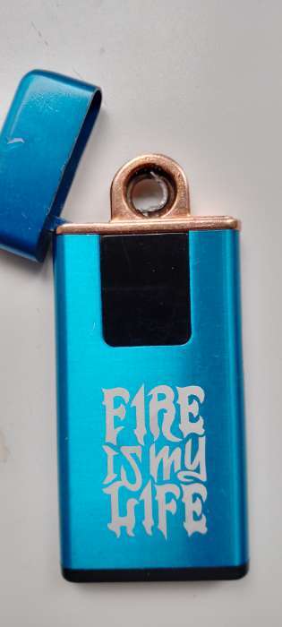 Фотография покупателя товара Зажигалка электронная Fire, 7.6×3.1 см - Фото 3