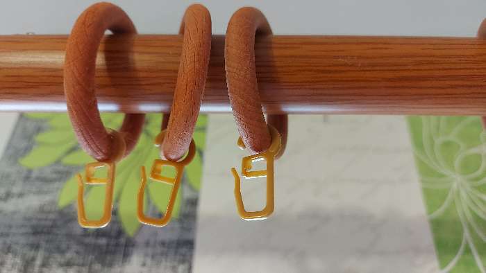 Фотография покупателя товара Крючок для штор на кольцо, 30 × 13 мм, цвет бежевый - Фото 2