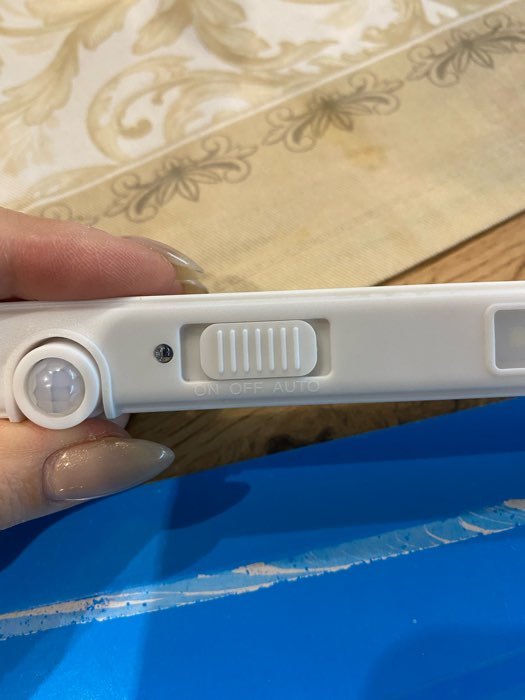 Фотография покупателя товара Светильник мебельный светодиодный с датчиком движения, 4 Вт, 15 LED, 3xAAA (не в комплекте), 3000К, свечение тёплое белое - Фото 2