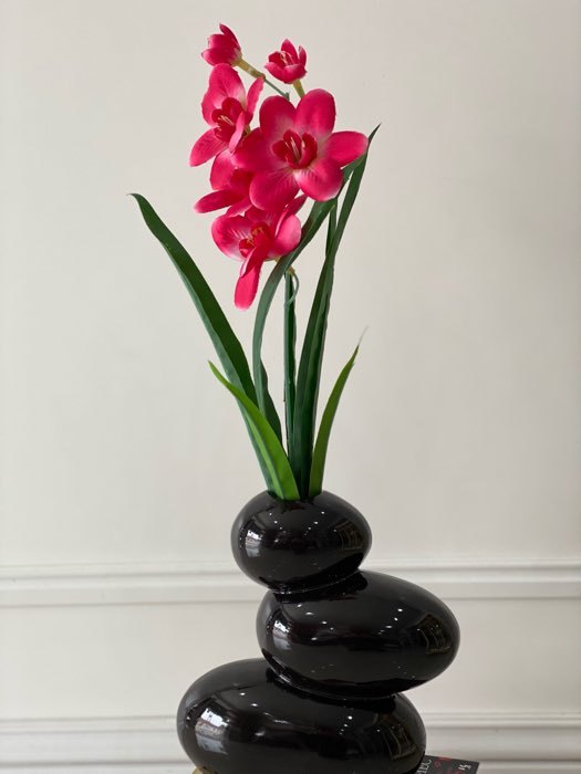Фотография покупателя товара Ваза керамическая "Сбалансированные камни", настольная, серый цвет, 20.5 см - Фото 1