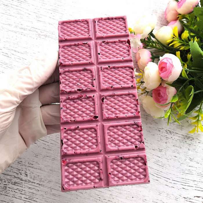 Фотография покупателя товара Форма для шоколада и конфет пластиковая «Оригинальный», 7×15×1 см, цвет прозрачный - Фото 1