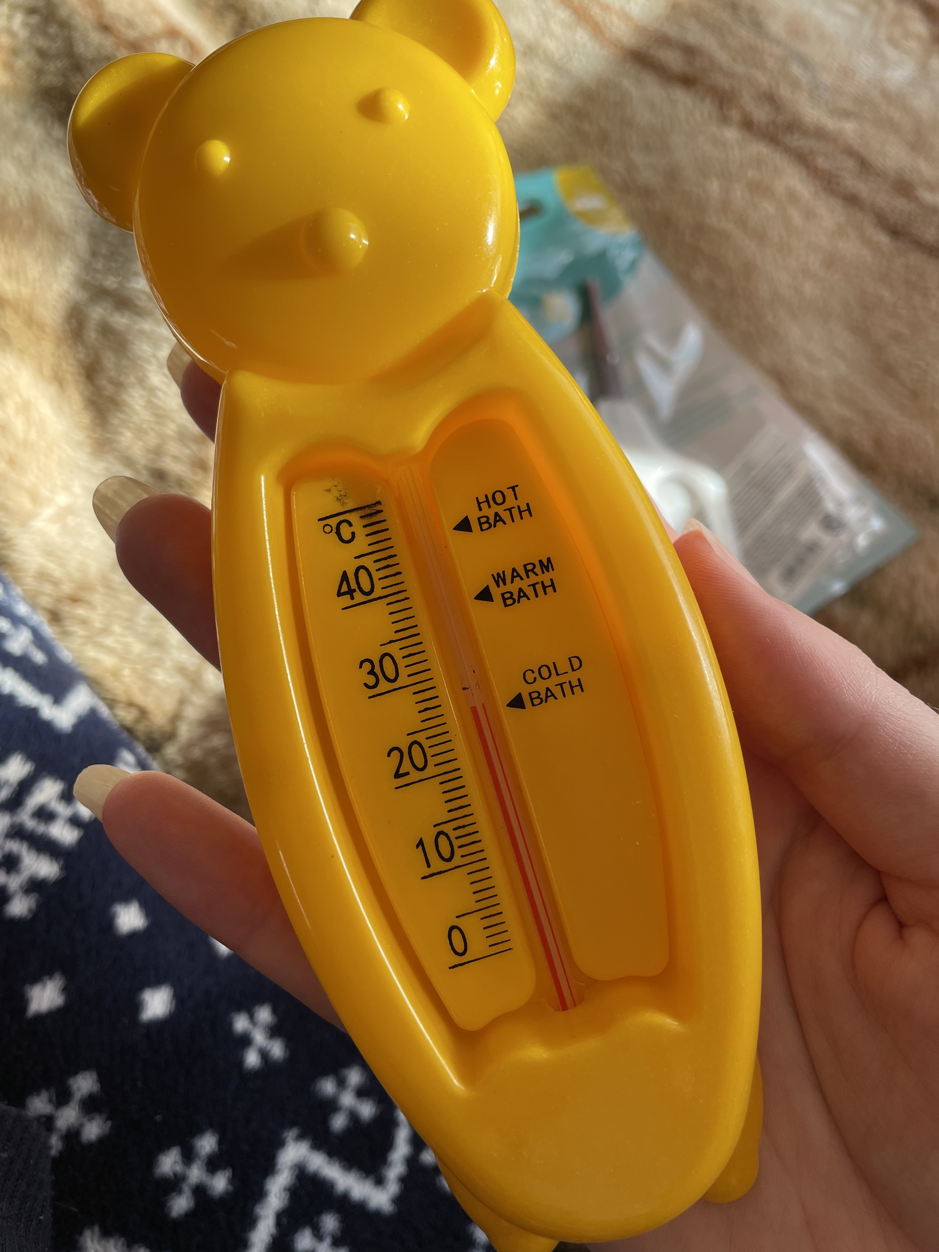 Фотография покупателя товара Термометр "Мишка", детский, для воды, пластик, 14 см, МИКС - Фото 4